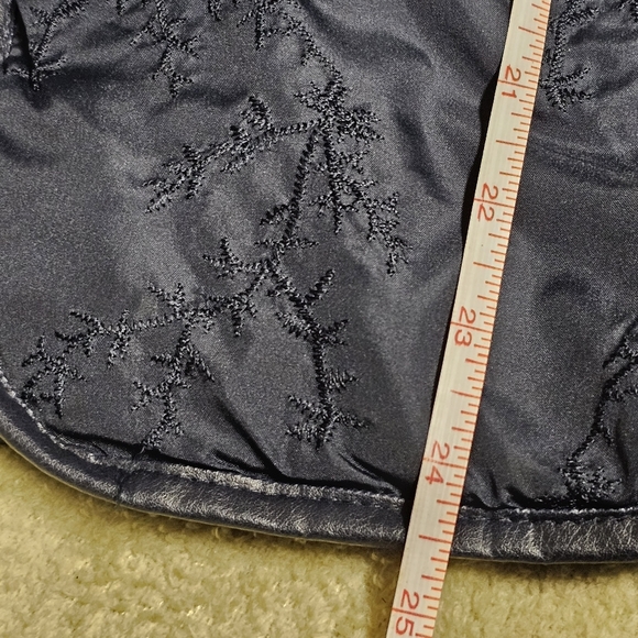 3/$25  Tweeds Navy Full Zip Vest with Leather Trim size Medium - Picture 12 of 12